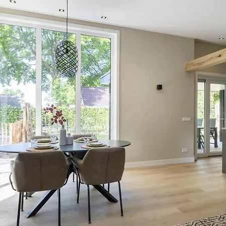 Forest Veluwe With Private Hottub Chalet *