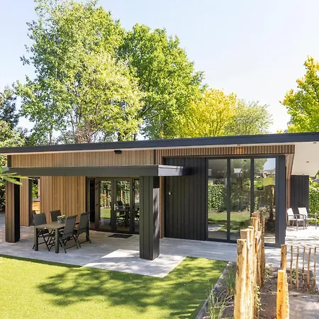 Forest Veluwe With Private Hottub & Incl Wood! * Пюттен