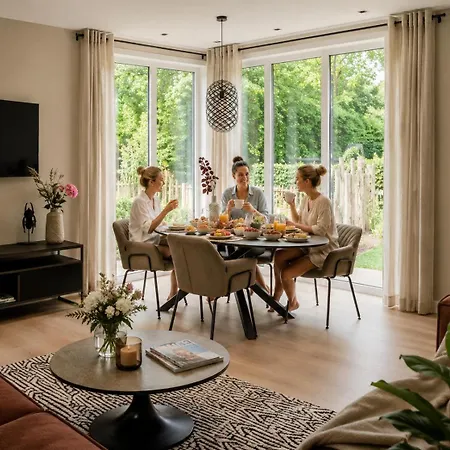 Forest Veluwe With Private Hottub & Incl Wood! * Пюттен