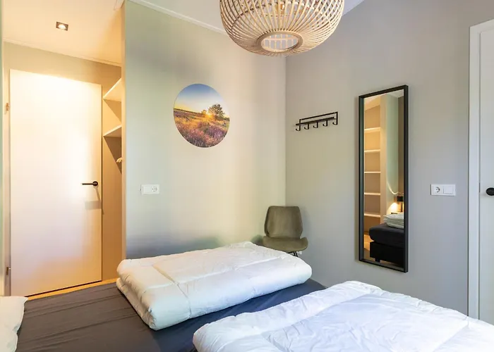 Forest Veluwe With Private Hottub & Incl Wood! Putten