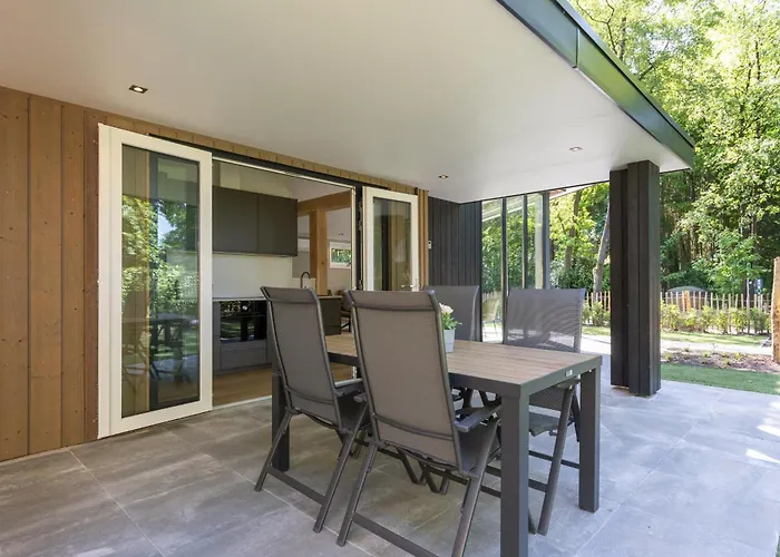 Forest Veluwe With Private Hottub & Incl Wood!