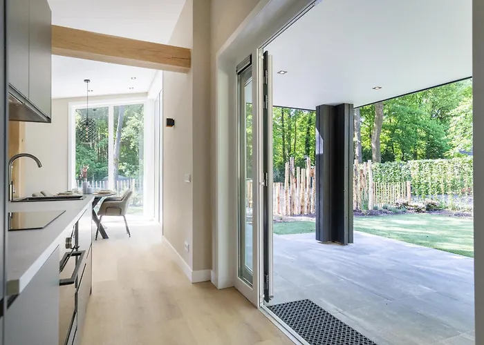 Forest Veluwe With Private Hottub & Incl Wood! Putten