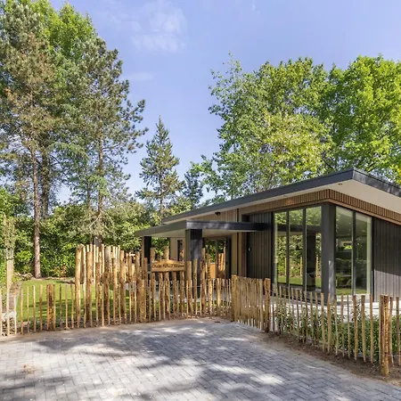 Forest Veluwe With Private Hottub & Incl Wood!