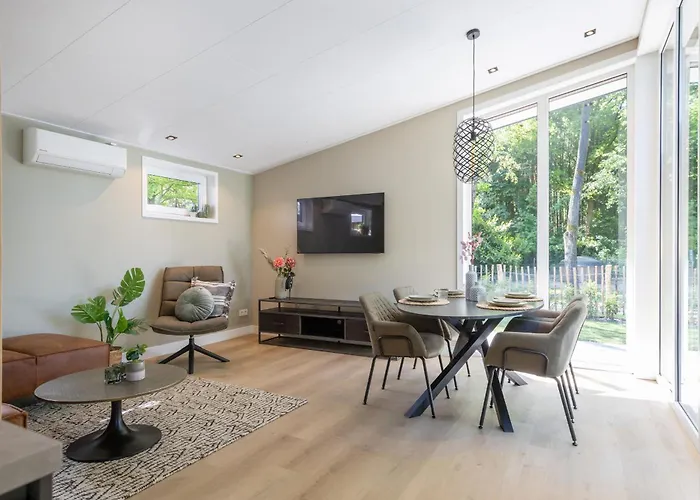 Chalet Forest Veluwe With Private Hottub & Incl Wood!