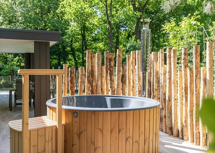 Forest Veluwe With Private Hottub & Incl Wood! * Putten