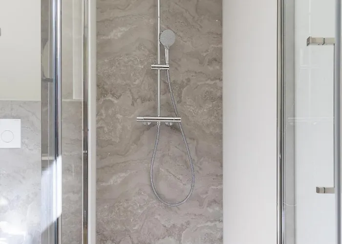 Forest Veluwe With Private Hottub & Incl Wood! *