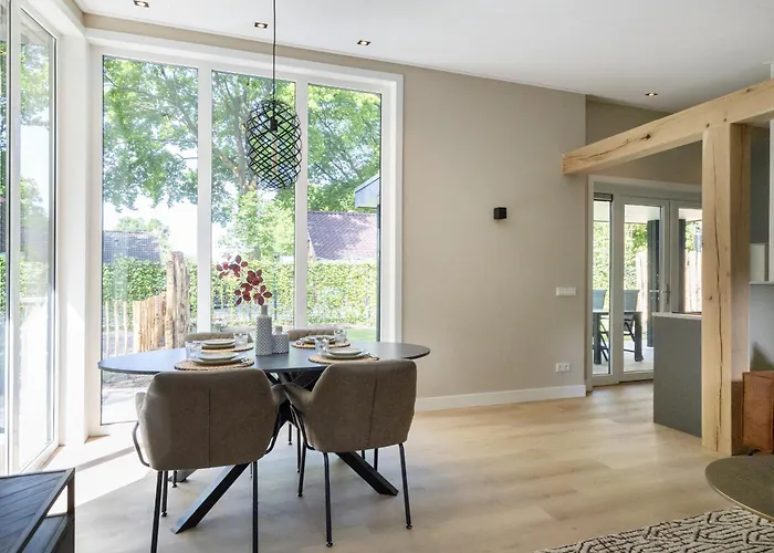 Forest Veluwe With Private Hottub & Incl Wood! Chalet *